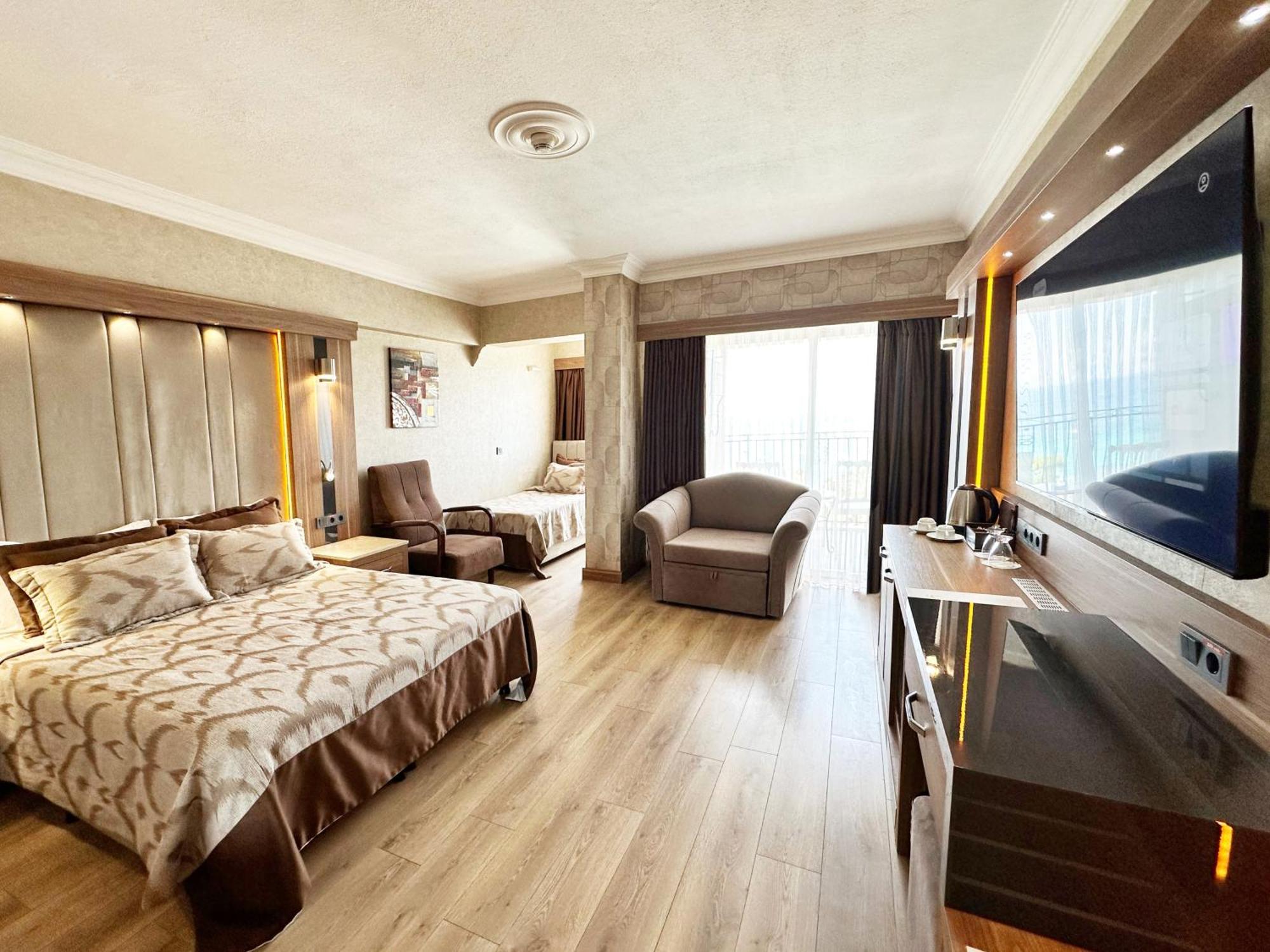 Laur Hotels Experience & Elegance Didim Exteriör bild